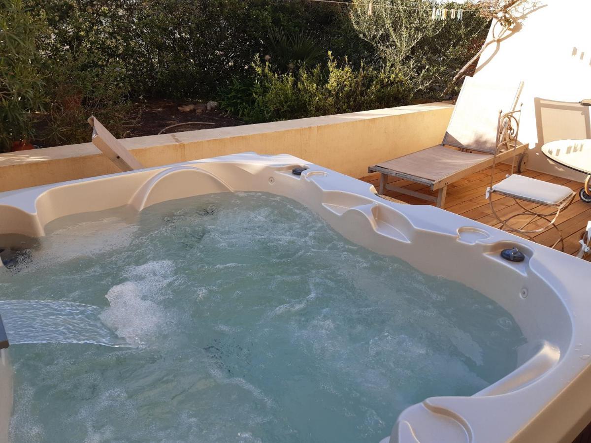 T2 Renove 100M Plage Avec Spa Privatif Entre Calvi Et Ile Rousse Lumio  Exteriér fotografie